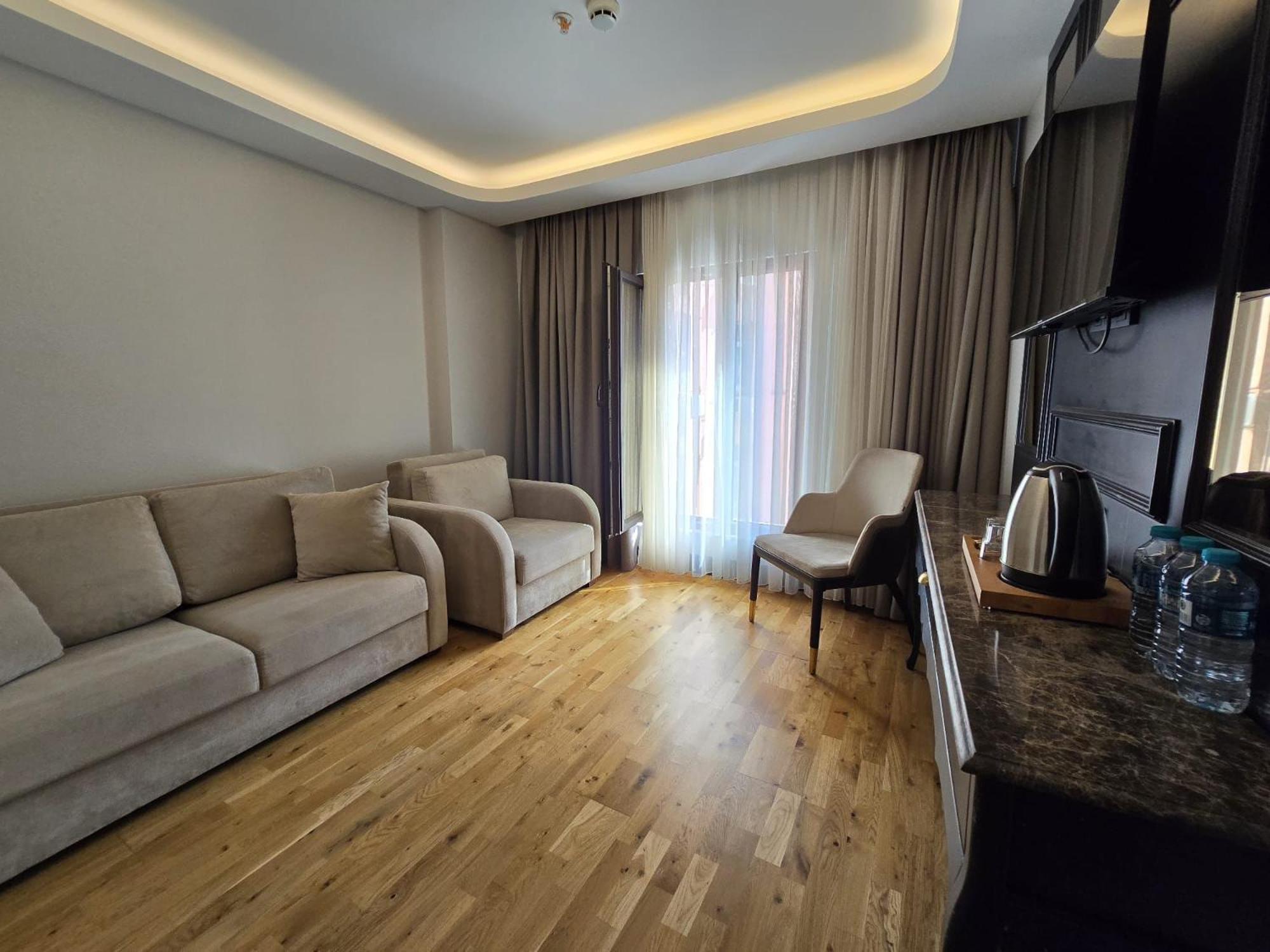 Palde & Hotel Istambul